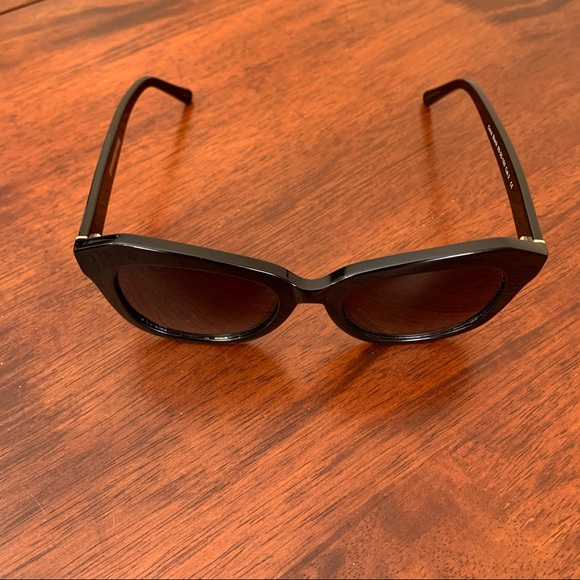 Kam Dhillon Sunglasses, style Coco Black, Hard Case & Lens Cloth Included. - Picture 3 of 10